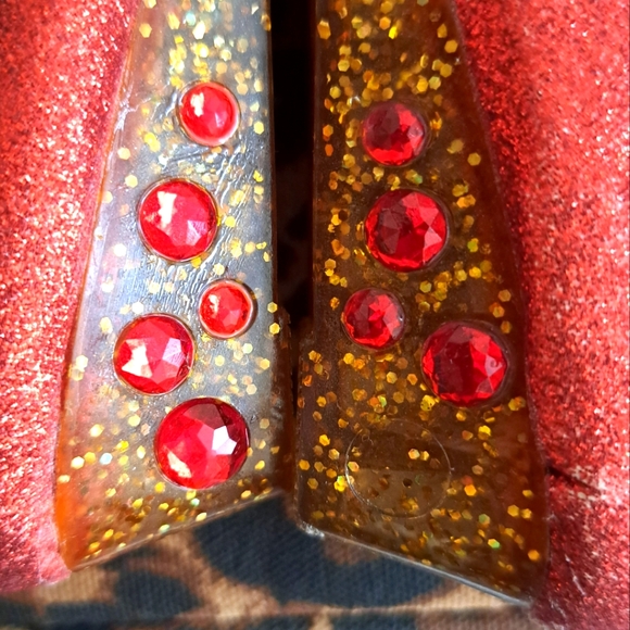 [SOLD] Snow White Shoes - Picture 7 of 8